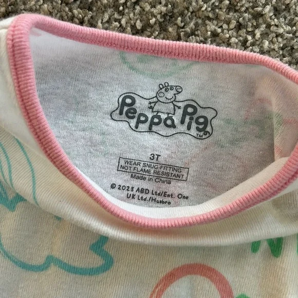 Toddler girl character pajama sets - Picture 2 of 3